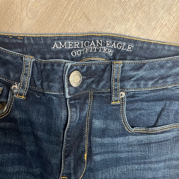 American Eagle Dark Wash Distressed Skinny Jeans - Picture 4 of 4
